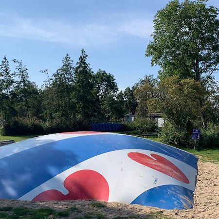 't Paviljoenhûs bij Sneekermeer Offingawier Extérieur photo